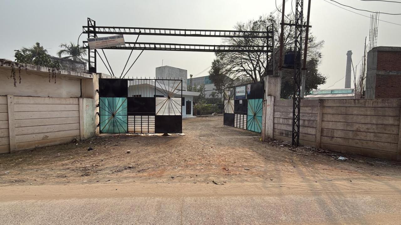 Arail Tent City Kumbh Cottage Mahakumbh -Near Arail Ghat And Naini Station อัลลอฮาบาด ภายนอก รูปภาพ