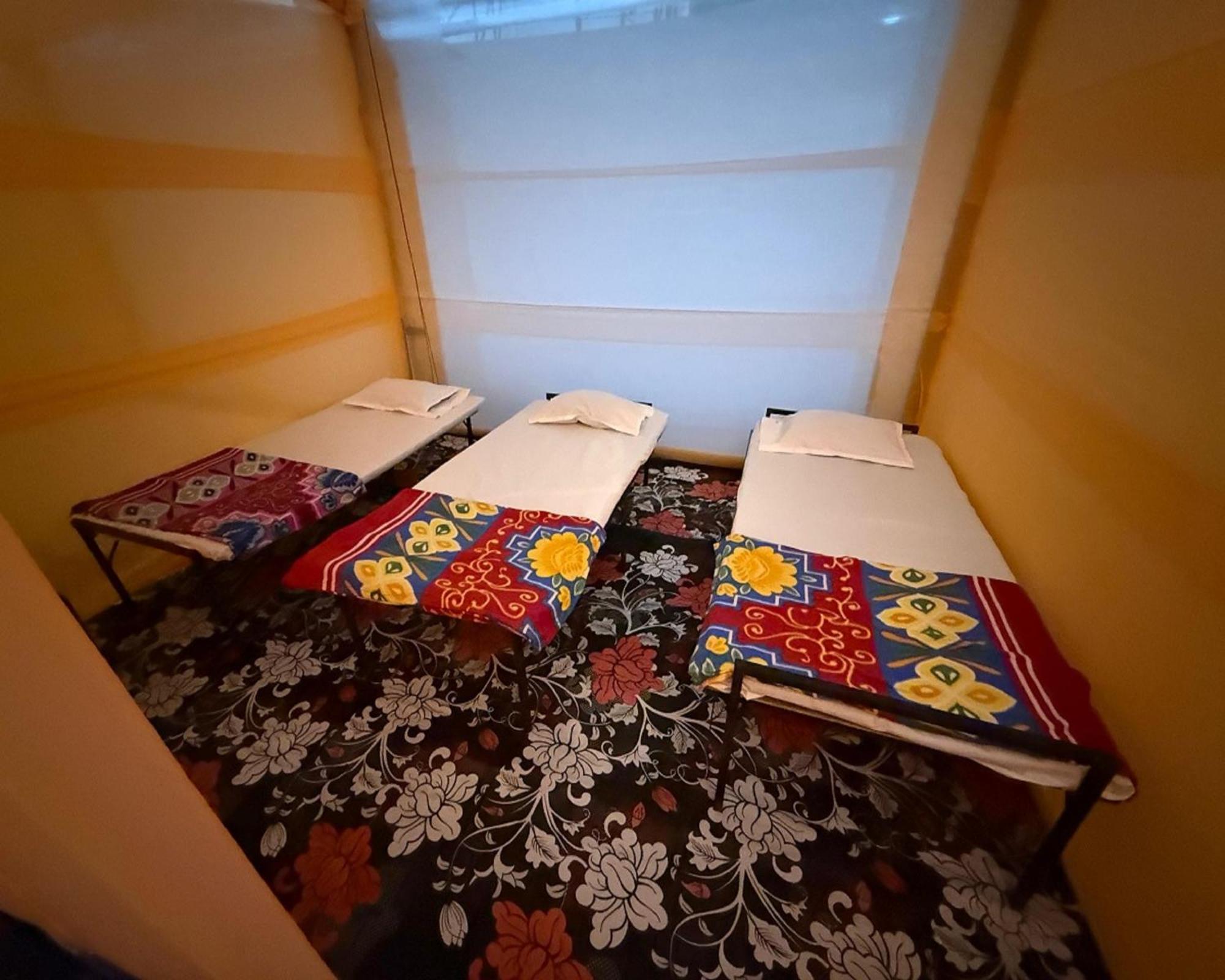 Arail Tent City Kumbh Cottage Mahakumbh -Near Arail Ghat And Naini Station อัลลอฮาบาด ภายนอก รูปภาพ